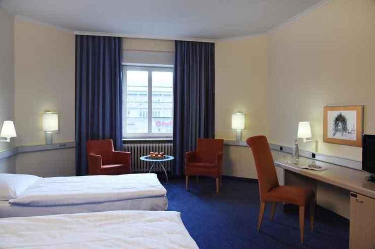 Intercityhotel Stuttgart Exterior photo