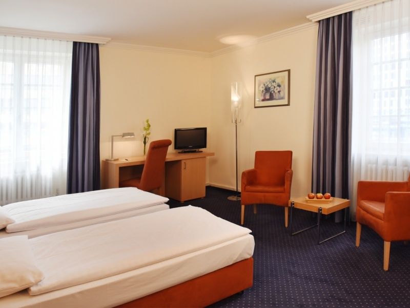 Intercityhotel Stuttgart Exterior photo