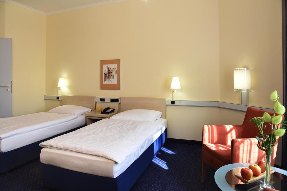Intercityhotel Stuttgart Exterior photo
