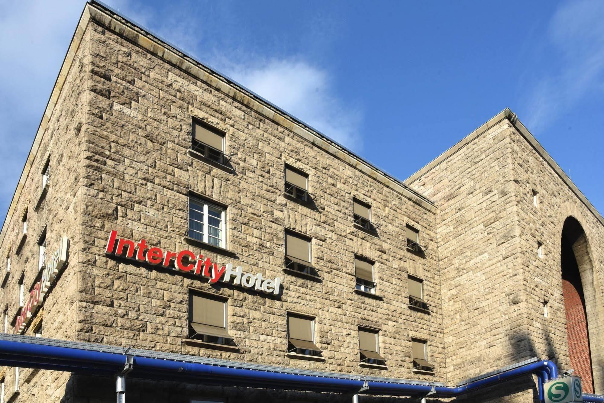 Intercityhotel Stuttgart Exterior photo
