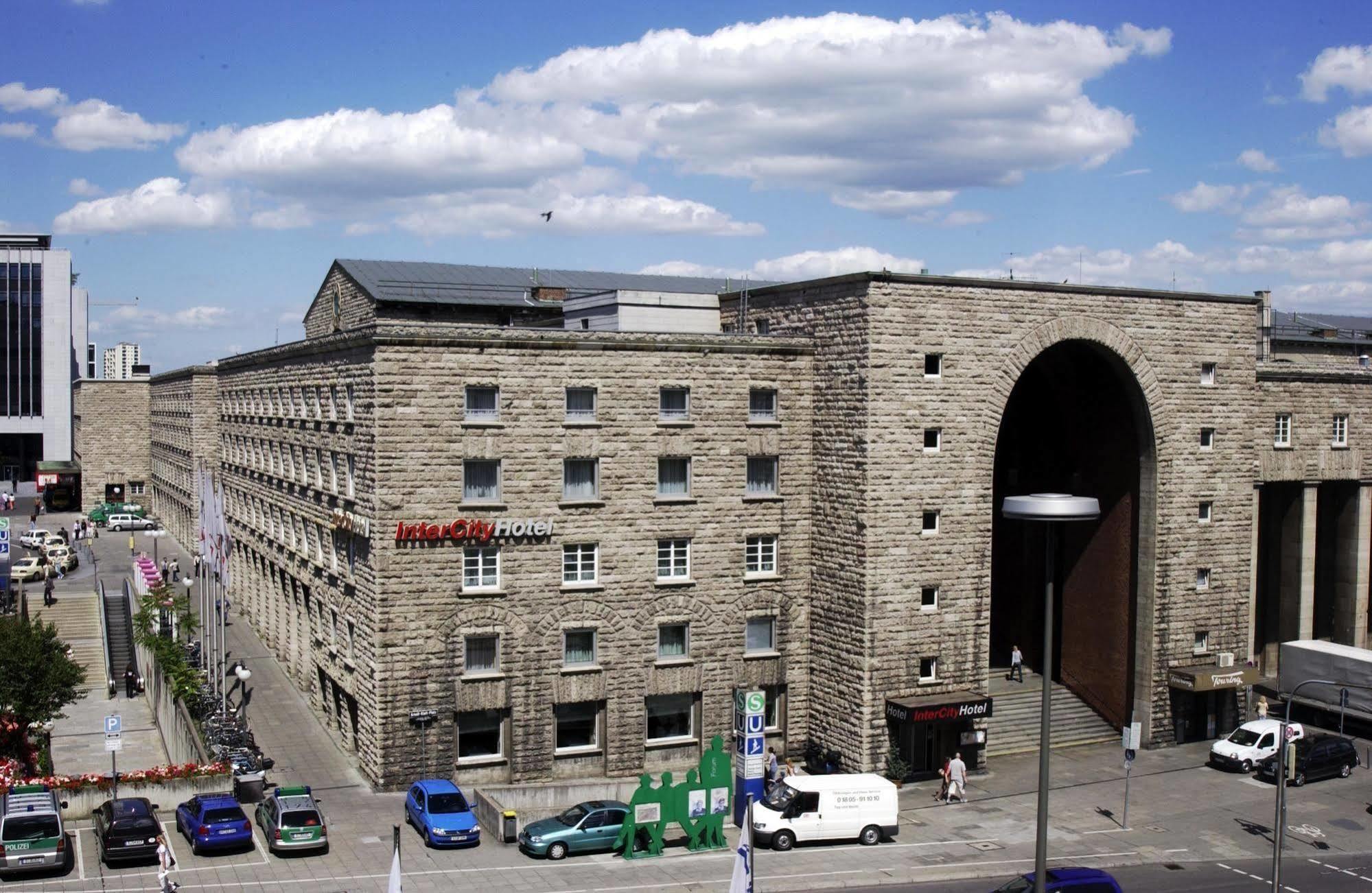 Intercityhotel Stuttgart Exterior photo